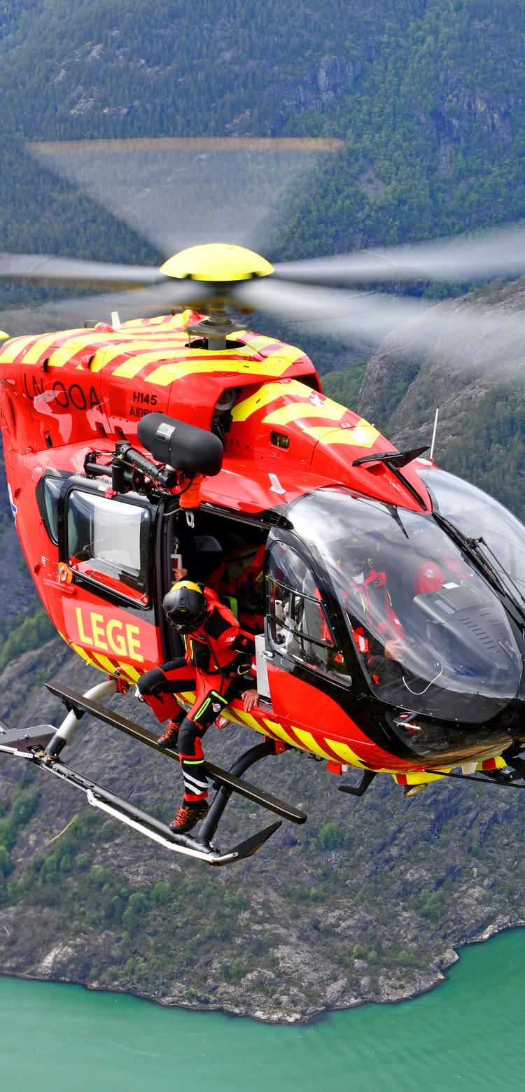 H145 - Resgate em montanha